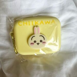 NWT Sealed Chiikawa Usagi Silicon Coin & Medicine Carabiner Keychain Pouch